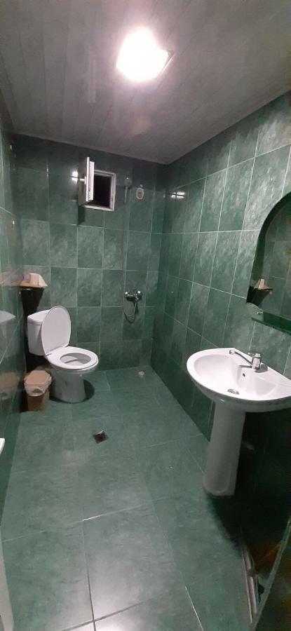 Luiza Hotel บาทูมิ ภายนอก รูปภาพ